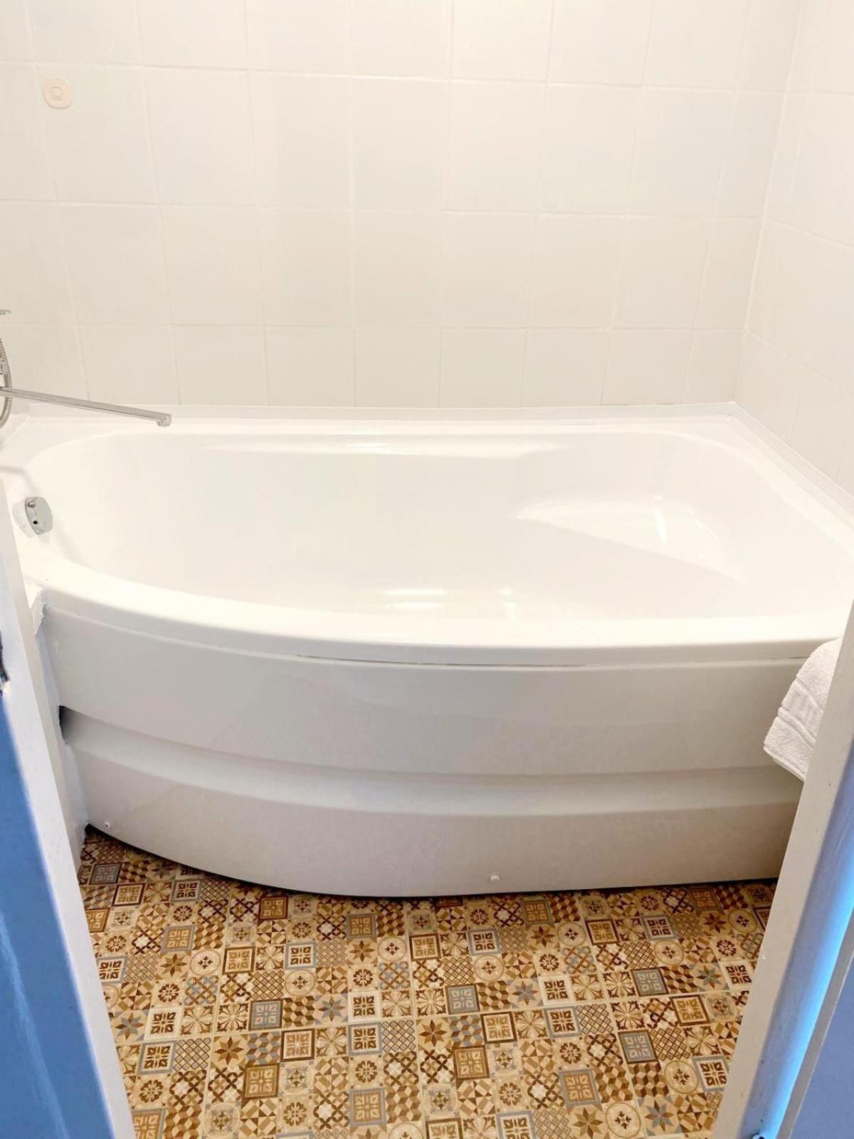 شقة Seaview Flat لييبايا المظهر الخارجي الصورة